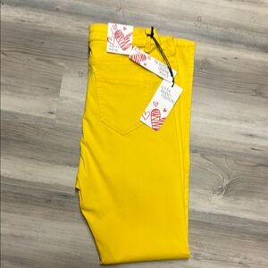 Bright Yellow Skinny Jeans